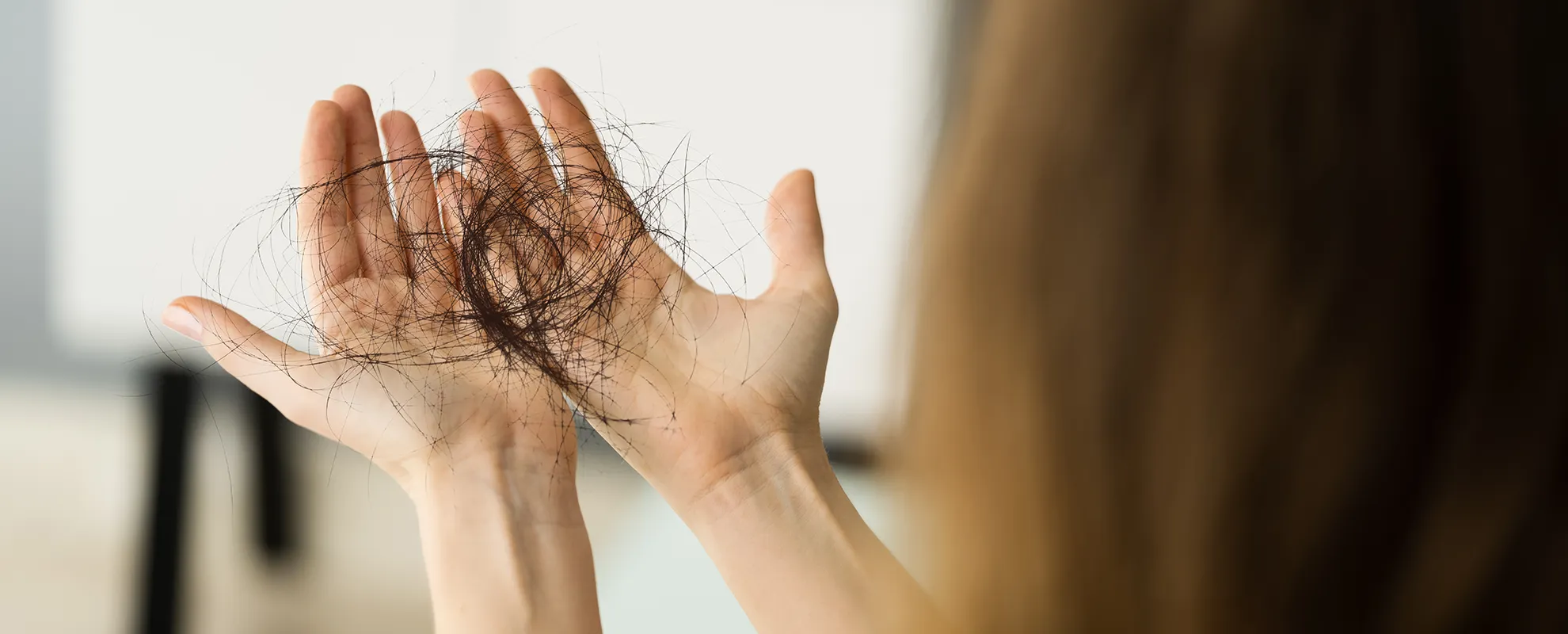 Complete Guide to Hair Loss: Causes, Symptoms, Prevention & Treatment Options